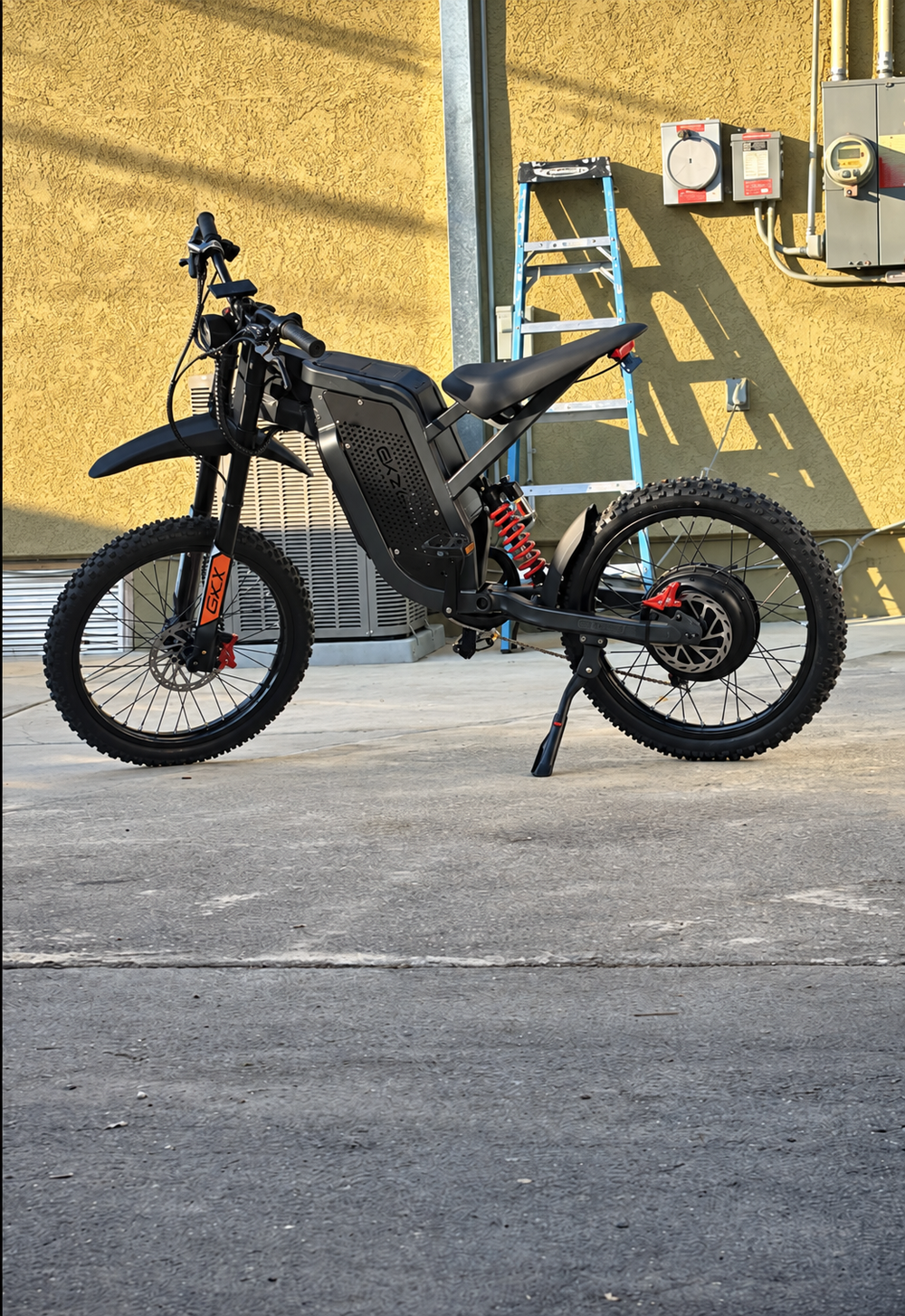 EKX X21  MAX Electric Dirt Bike